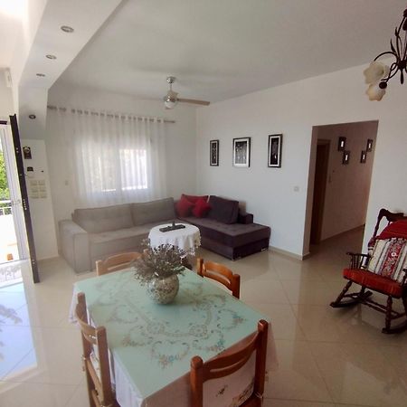 Sofia'S Seaview Villa Near Airport And Beach Артемида Екстериор снимка