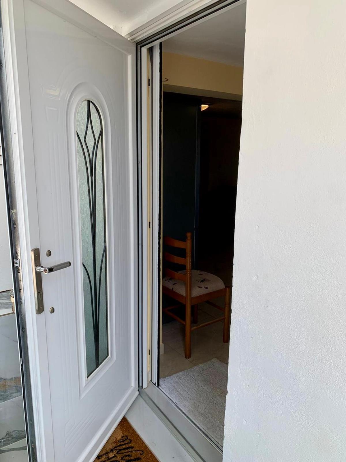 Sofia'S Seaview Villa Near Airport And Beach Артемида Екстериор снимка